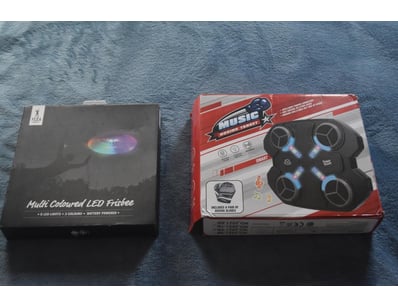 Gadgets, Music & Pastimes (A993) - Lot 776