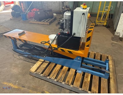 Hydraulic Lifting Machine 

Manufactured by Xinxia...