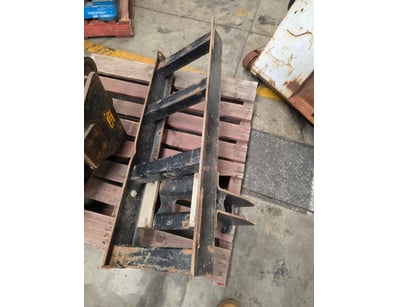 BRISBANE Earthmoving Hire Company Business Closu... - Lot 80