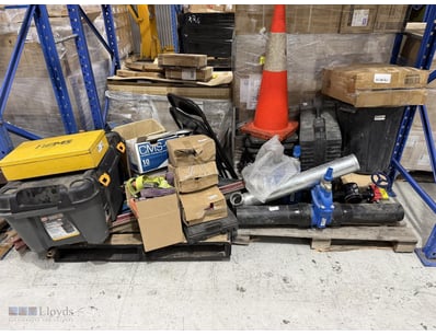 Assorted Tools and homewares, includes empty stora...