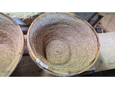 Collection of 7x handwoven seagrass storage basket...