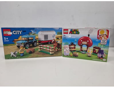 LEGO CITY FARM & LEGO SUPER MARIO EXPANSION SET BU...