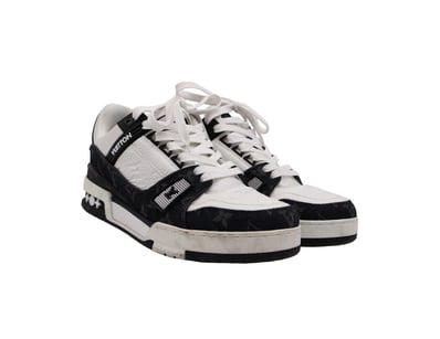 Designer Vault (A985) - Lot 7553