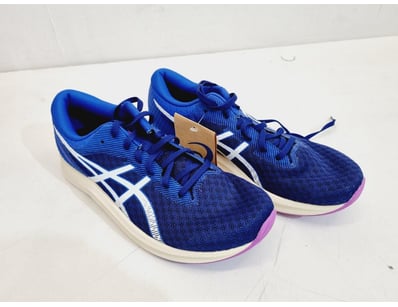 Major Brand Apparel & Footwear Liquidation Even... - Lot 236