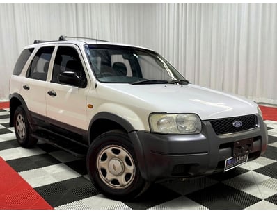 <b>2005 Ford Escape ZB - White - 252,393km - 3.0L ...