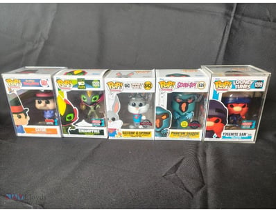 FUNKO POP ANIMATION COLLECTIBLES - LOT OF 6 LIMITE...