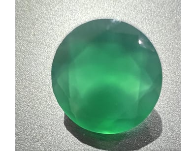 3.08 CARAT GREEN ROUND OYNXX GEMSTONE        

Con...