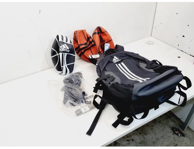 Major Brand Apparel & Footwear Liquidation Event... - Lot 65