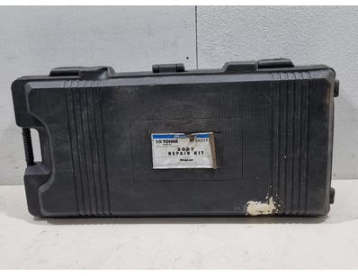 UNRESERVED Logistics Company Workshop Clearance - Lot 32