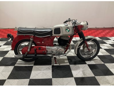 Single Vendor Classic Bike Collection - Lot 23