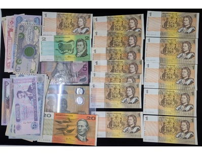 Banknotes & Coins (A989) - Lot 2100
