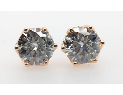 GOLD PLATED CZ EARRINGS


583010+119


