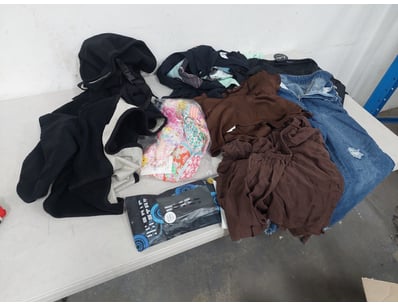 Unclaimed Freight (GCA998) - Lot 1660