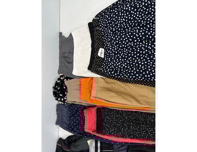 Entire Vintage Clothing Store Liquidation (ON11... - Lot 270