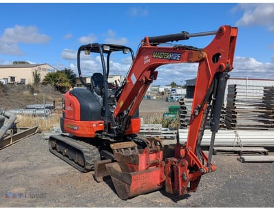3.5t Kubota Excavator & Attachments 

Year: Unknow...