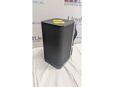 UNRESERVED Airport - Lost Property (A980) - Lot 100