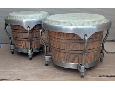 Gadgets, Music & Pastimes (A1005) - Lot 1517