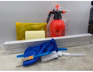 Unclaimed Freight (GCA1000) - Lot 1283