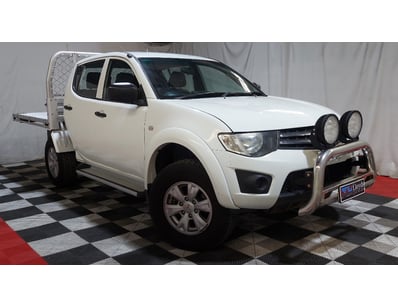 Passenger, Luxury & Commercial Vehicles Auction - Lot 555