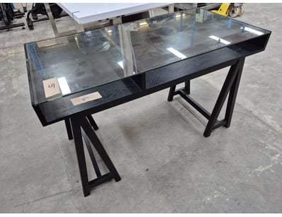 Glass Topped Desk

Dimensions: H 76.5cm x W 120cm ...