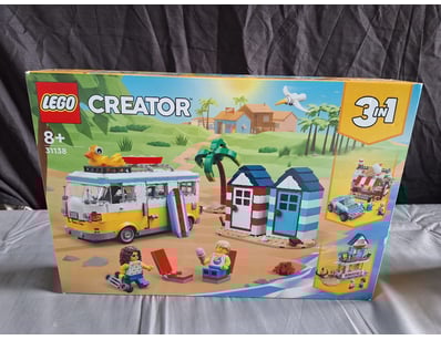 **UNRESERVED** LIFETIME COLLECTION OF LEGO PART... - Lot 187