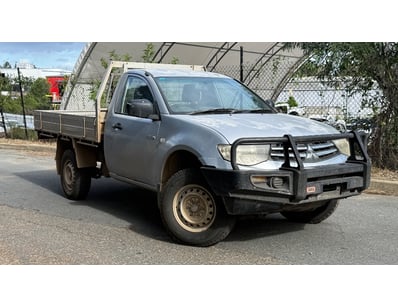 <b>2012 Mitsubishi Triton MN GLX Single Cab Chassi...