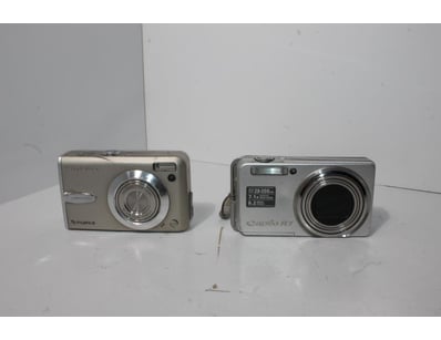 Gadgets, Music & Pastimes (A988) - Lot 57