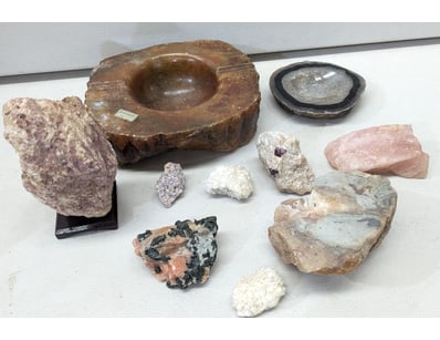 Antiques, Vintage & Interior Treasures (A1005) - Lot 917