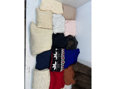 Entire Vintage Clothing Store Liquidation (ON11... - Lot 268