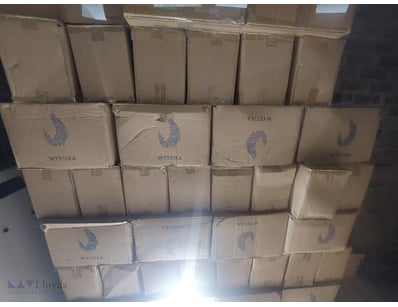 Bulk lot comprising multiple boxes of WYSTIRA bran...