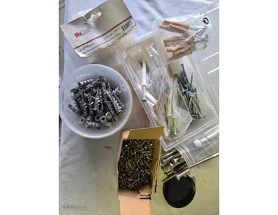 Mix Of Screws, Nylon Anchor Mushroom Head ,Self Dr...