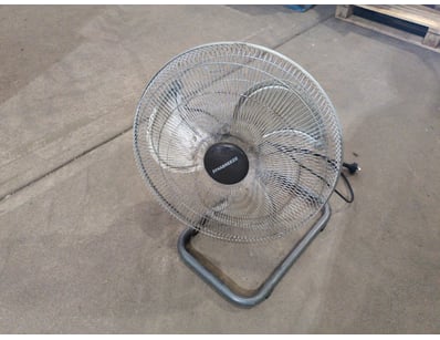 Gadgets, Tech & Sport (WAA997) - Lot 206