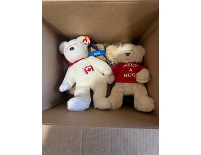 Assorted collection of teddy bears 

Note: sold ...