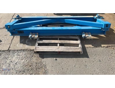 Obadare Group Iso Tank offset frame, Serial No. 00...
