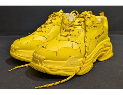 Designer Vault (A991) - Lot 400