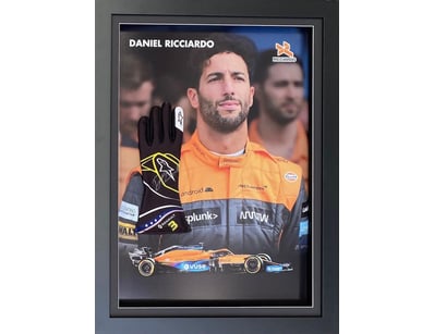 Prestigious Memorabilia (A993) - Lot 2520