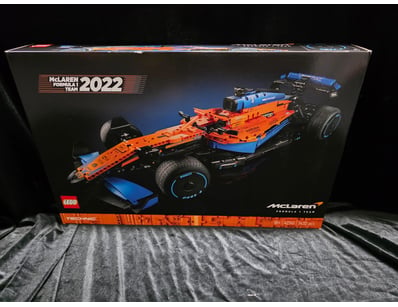 LEGO TECHNIC MCLAREN FORMULA 1 TEAM 2022 SET 42141...