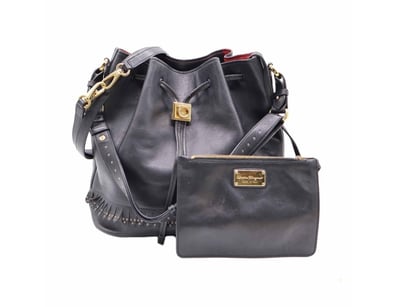 Designer Vault (A987) - Lot 5787