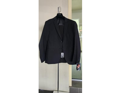 BELLAGGIO SLIM FIT 2 PCS MEN SUT

Material: Polyes...