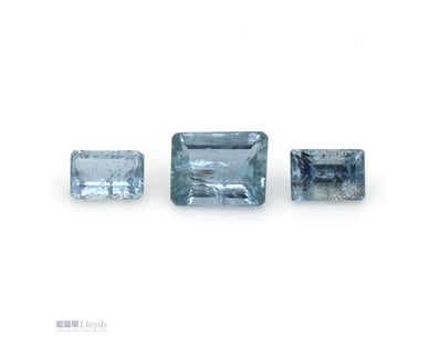 2.65CT TSW X 3, NATURAL BERYL AQUAMARINES     

Em...