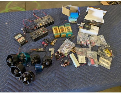 Gadgets & Home, Office Furniture, (WAA978) - Lot 24