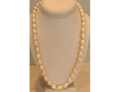 NATURAL SOUTH SEA BAROQUE PEARLS

 42 Hand Knotted...