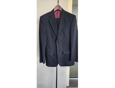 BELGRAVIA 2 PCS MEN SUIT

Material: Polyester - Ty...