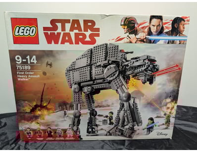 **UNRESERVED** LIFETIME COLLECTION OF LEGO PART... - Lot 361