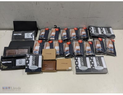 Bulk lot of men's accessories and apparel includin...