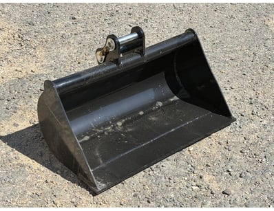 UNRESERVED GC Factory Direct - Machinery & Attach... - Lot 4