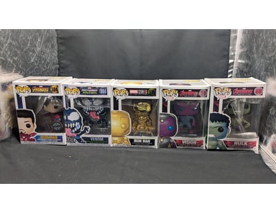 FUNKO POP MARVEL COLLECTION - FIVE BOXED VINYL FIG...