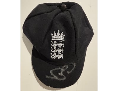 Mancave & Memorabilia (A995) - Lot 596