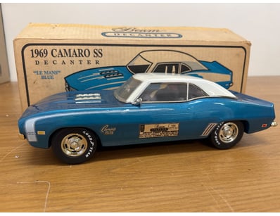 Mancave & Memorabilia (A1007) - Lot 427