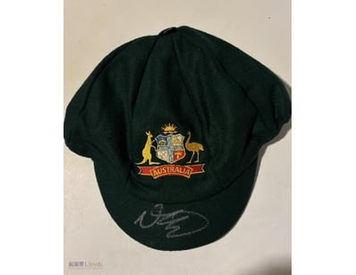 NATHAN LYON SIGNED BAGGY GREEN CAP

Nathan Lyon Pe...